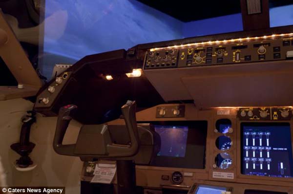 #NAME Forced to give up his dream of being a pilot, this man builds a life sized Boeing simulator in his house! 