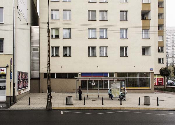 #NAME A Hidden house in between two Buildings?! This is Crazy yet innovative!