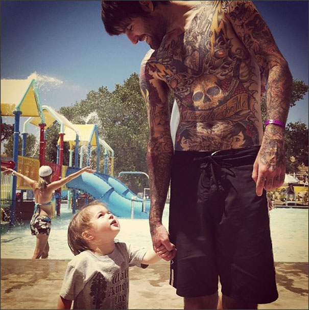 #NAME 20 Photos of Babies and their Tattooed Parents that Look Stunningly Beautiful